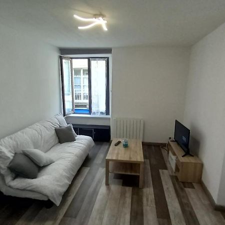 Saint-Flour Appartement Au Coeur De La Ville Εξωτερικό φωτογραφία